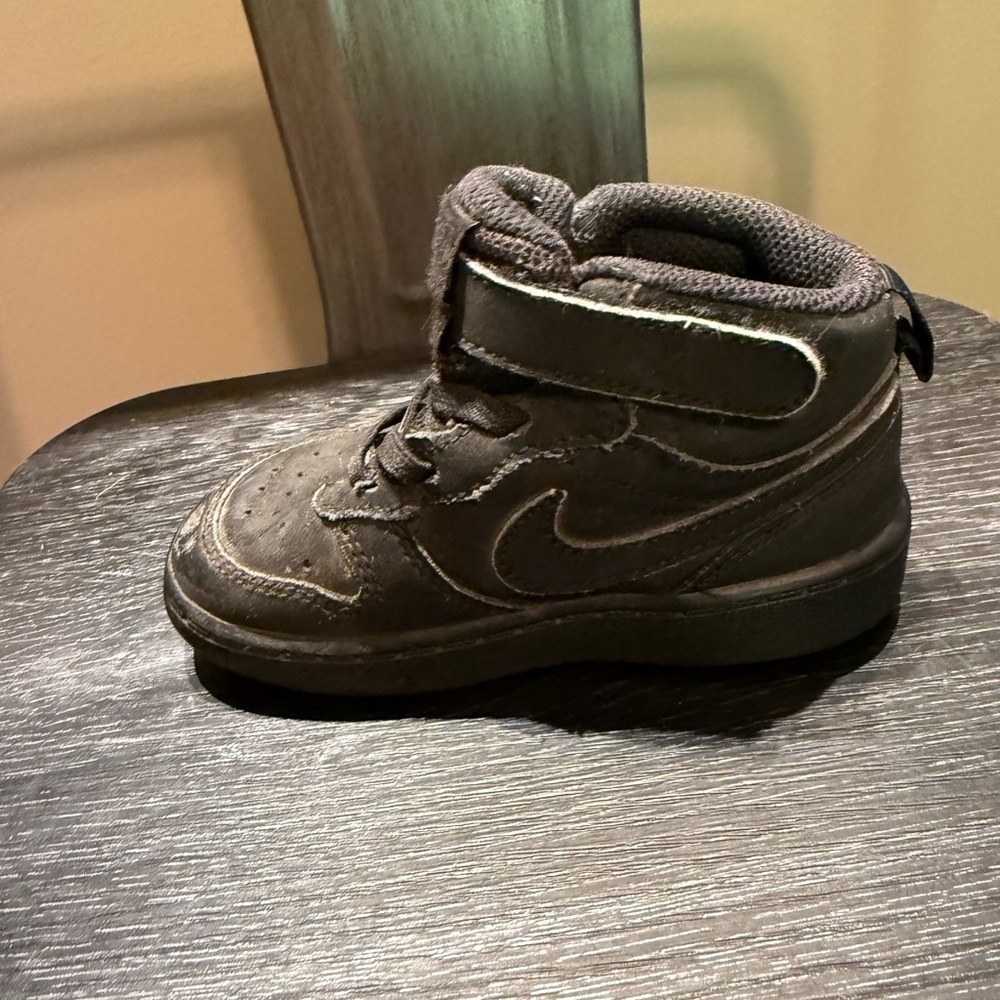 NIKE Shoes Toddler 7C COURT BOROUGH MID 2 Black Leather Sneakers CD7784-001 - Picture 4 of 10